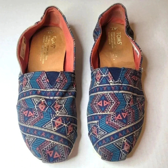 TOMS Classic Slip Tribal Pattern - Picture 1 of 13